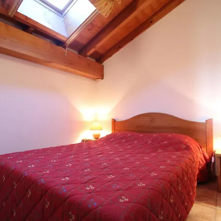 6 Pers Au Centre De Lanslevillard, Proche Pistes - Les Essarts - Fr-1-508-72 Apartment Lanslevillard